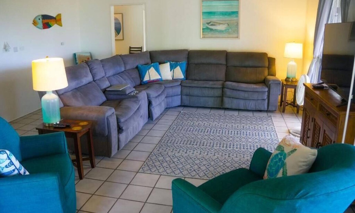 Newcastle Villa | Beautiful Private Villa w/ Pool. Oualie Lane S. Walkway to beach!