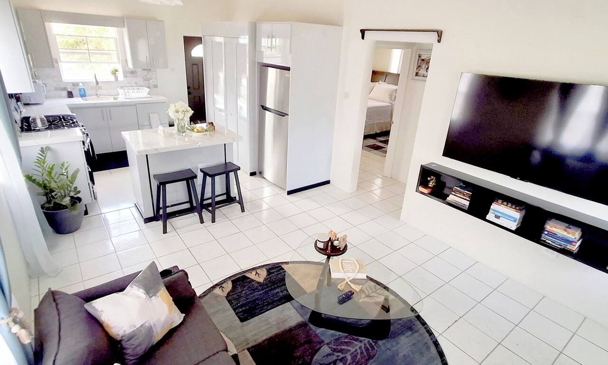 Saint Kitts and Nevis House | Peaceful 2-bedroom house with AC in Christ Church Parish