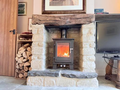Winchcombe House | Misty View - 2 Bed Cottage in Winchcombe