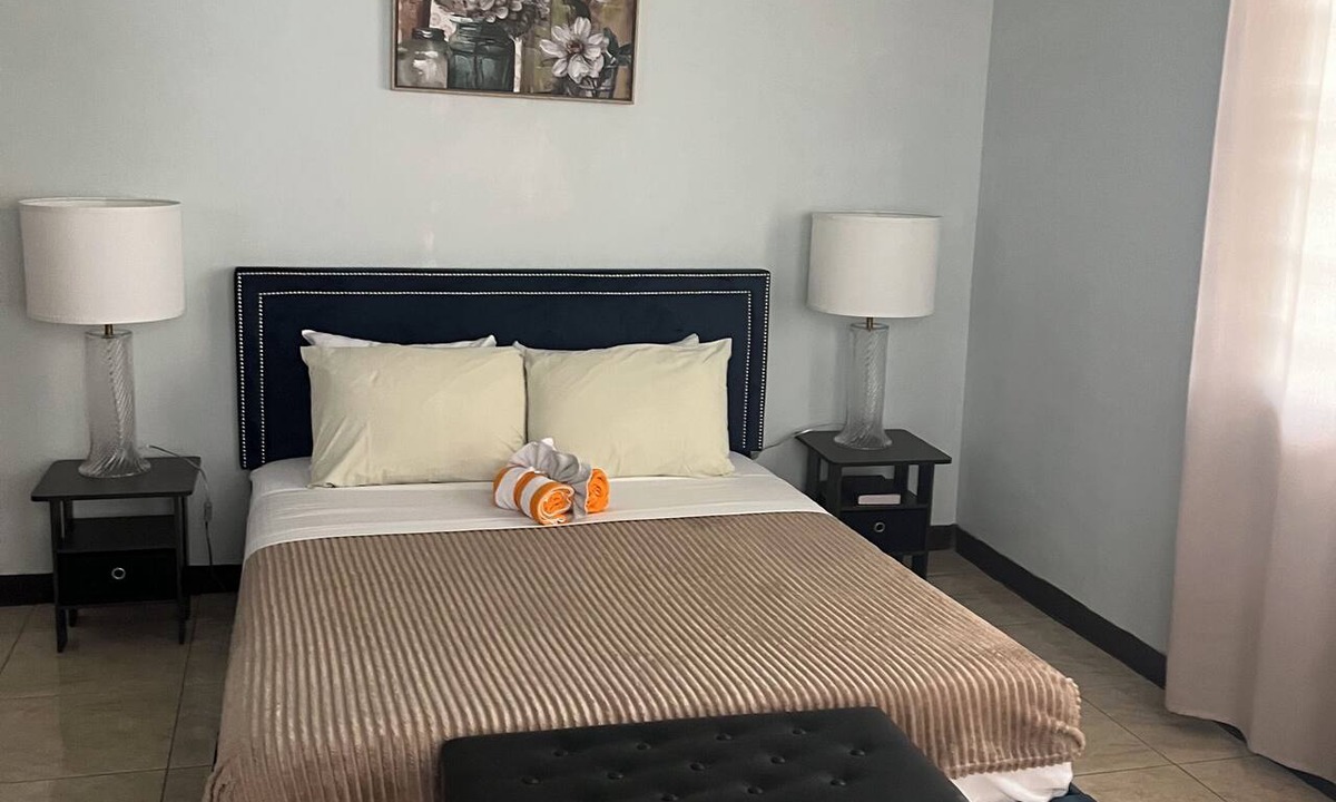 Sandy Point Town House | Periwinkles cozy retreat