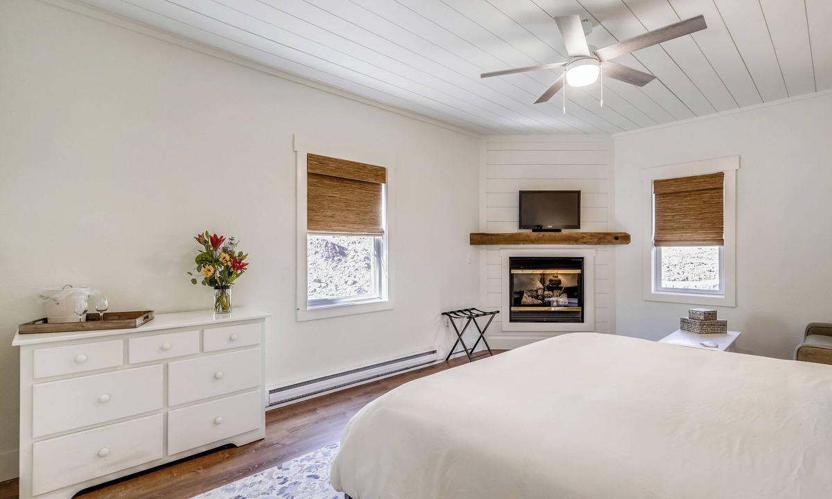 North Glade Hills Resort | Private Rm 1, Handicap Accessible, 10 quiet acres