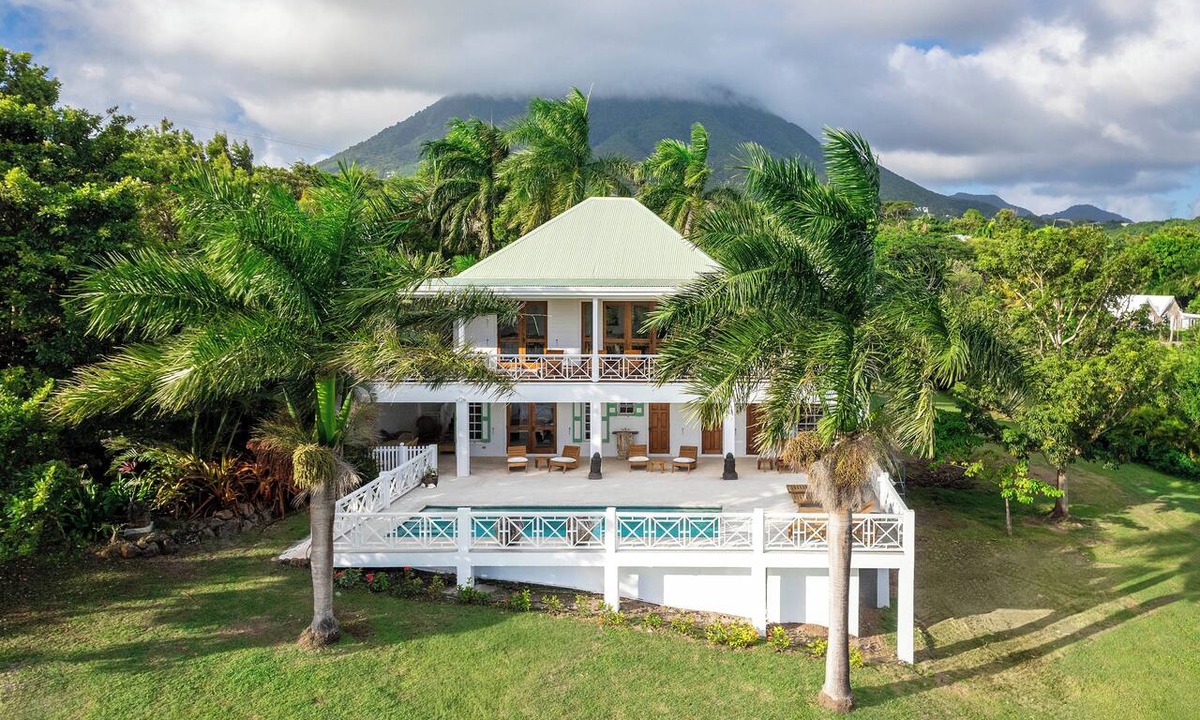 Pond Hill Villa | Saddle Hill View Villa
