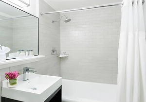 Spacious Downtown Family Stay | Pets Are Allowed | Near Boston’s Theater Scene in Boston