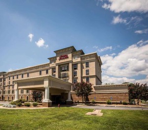 Hampton Inn Dobson 