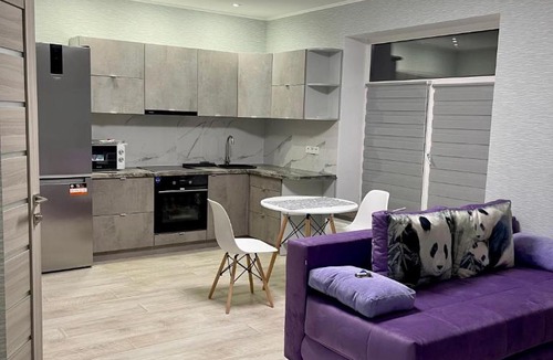 Holosiivskyj Apartment | Двокімнатна квартира-студія