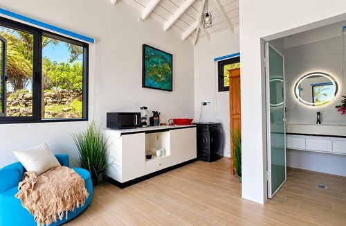 Frigate Bay Villa | 5 Bedroom Ocean and Nevis View Estate with Pool in upscale Turtle Beach Area