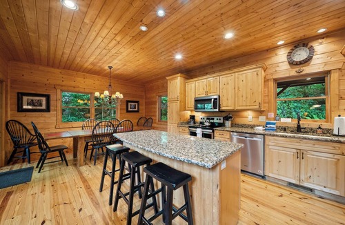 Seven Devils Cabin | Acorn Lodge - Seven Devils home with hot tub, game room - 2 Living Areas
