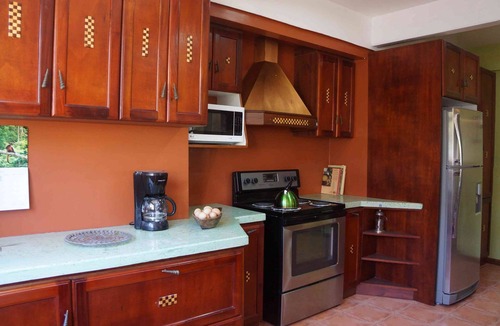 Esterillos Oeste House | BEACHFRONT HAVEN OFFERS JOYFUL ONE OF A KIND HOLIDAY JUST STEPS FROM THE OCEAN