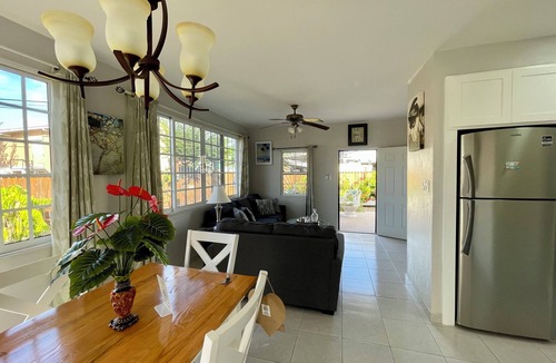 Belize City House | Central City “Haven” Private Flat & Pool