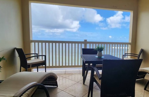 Frigate Bay Apartment | Cozy studio in fabulous Frigate Bay with stunning Ocean View