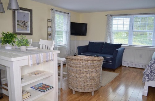 Edgartown Apartment | Edgartown Commons