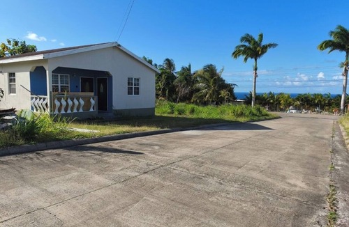 Saint Kitts and Nevis House | The Brontie Cottage