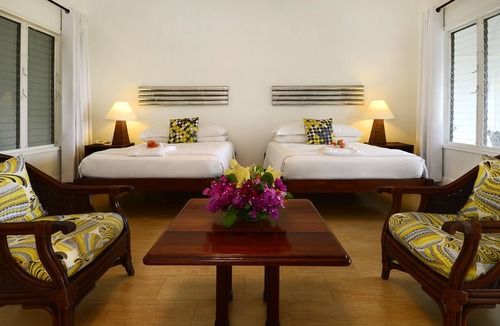 Pond Hill Hotel | Montpelier Plantation & Beach