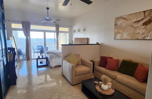 Frigate Bay Apartment | Ocean Edge Studio