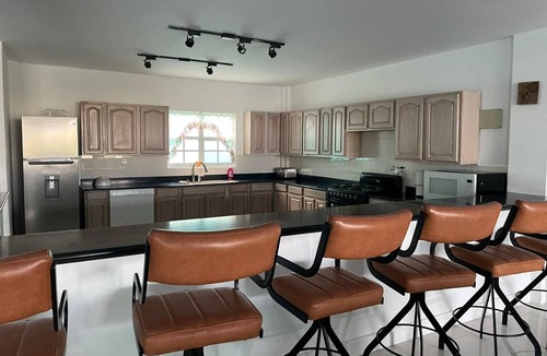 Frigate Bay House | Spacious 8-King Bedroom and Bathroom house in Frigate Bay on Golf Course