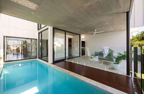 Mooloolaba House | The Skyview - Panoramic Beach House with Lap Pool