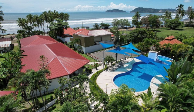 13 BR Beach Front Paradise - Blue Macaw - #1 VIP Hosting Service in Jaco