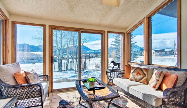 7 Mi to Rocky Mtn NP: Updated Estes Park Home in Estes Park