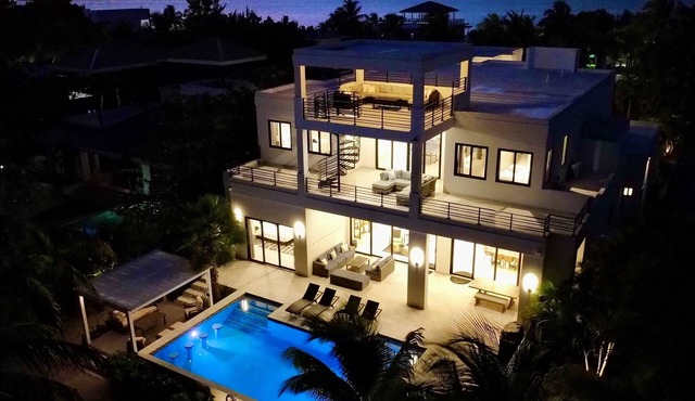 Belize's Premier Beach House with a Chef in Placencia