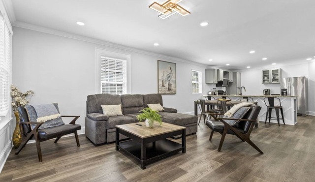 Bright and Modern - Close to Everything in Charlotte