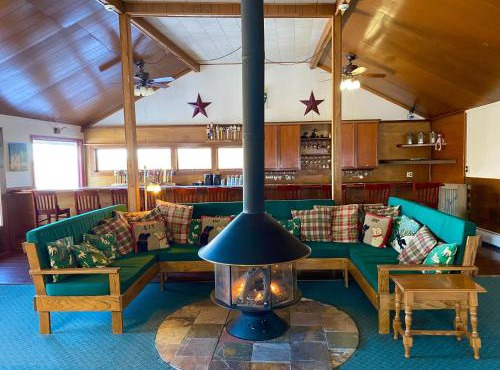 Bromley View Inn in Bondville