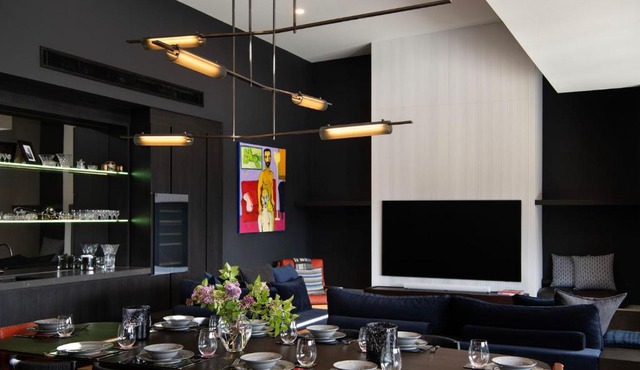 Chalet Noir - Architect-designed luxury retreat with mineral pool and bold interiors. in Daylesford