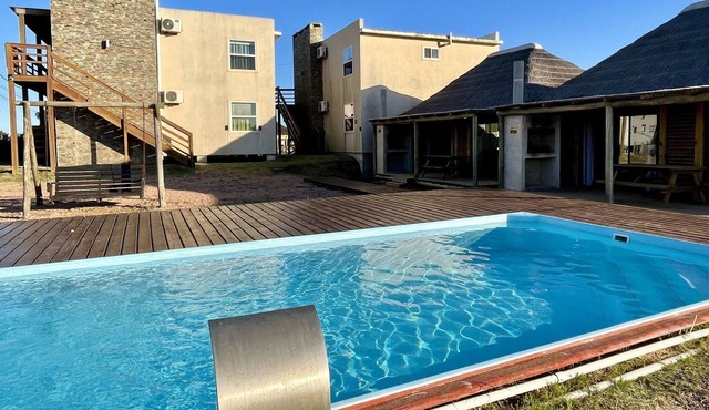 Charming 2-bedroom bungalow with WiFi, AC in wonderful Punta del Diablo, Uruguay in Punta del Diablo