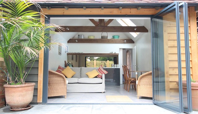 Contemporary Restored Cottage in the Heart of Kentish Village in Woodchurch