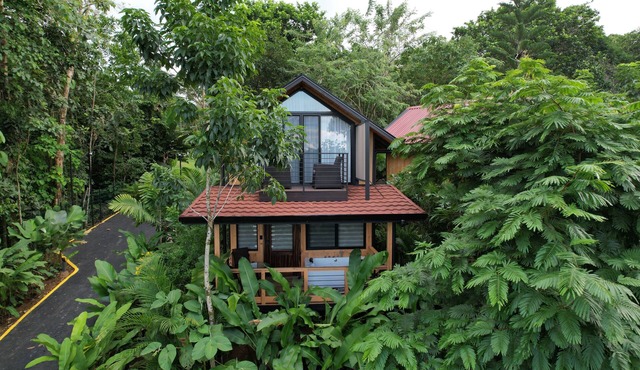 Discover Romantic Arenal Cabin Near La Fortuna w/Private Hot Tub & Pool in Monterrey