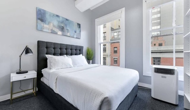 Downtown Crossing, Affordable Stay, Book Now! in Boston
