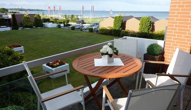 Dream apartment with ocean views on the first row, featuring underground parking in Scharbeutz/Haffkrug