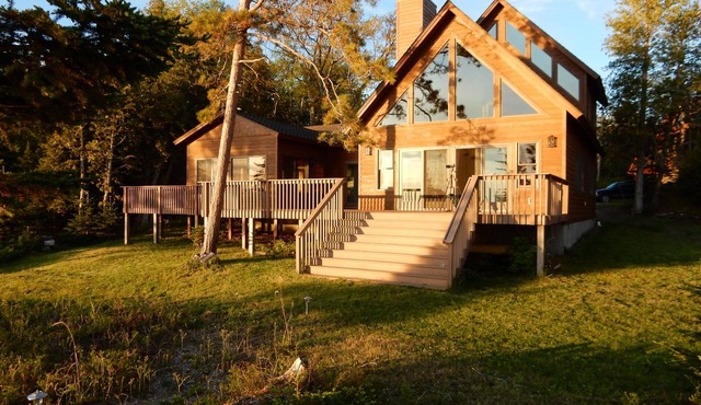 Fantastic 3-bedroom house in Beaver Island perfect for your getaway in Beaver Island
