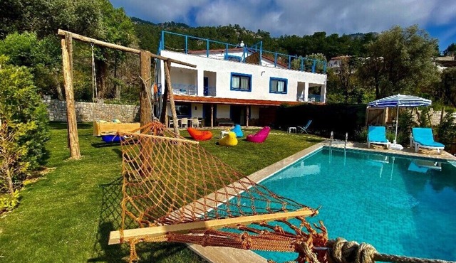 Fethiye Faralya da Deniz Manzaralı Özel Havuzlu İkiz Villa in Fethiye
