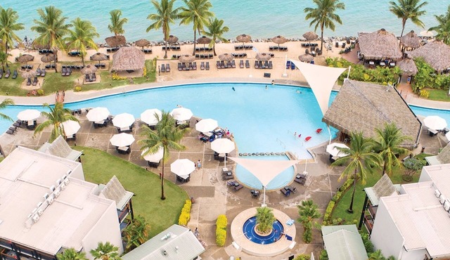 Fiji - Whyndham -Beachfront Resort- Denarau - 2 BR in Nadi