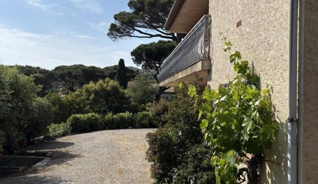Gîte 500m from the sea in Les Issambres - garden level in Roquebrune-sur-Argens