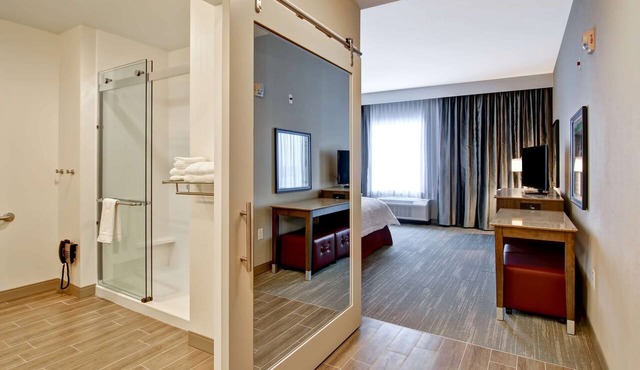 Hampton Inn & Suites by Hilton Grande Prairie in Grande Prairie