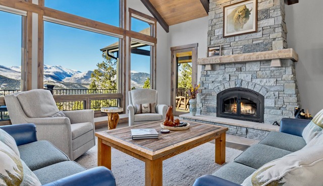 Hearthstone Luxury Vacation Rental at Windcliff in Estes Park