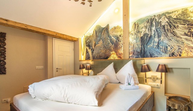 Holiday home with luxury sauna and choice of 3 ski areas in Pfunds