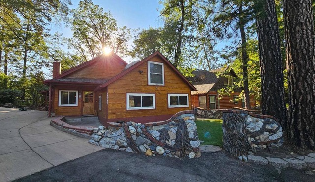 Knotty Pine Cabin with Artisan Stone Patio - Walk to Bass Lake in Bass Lake