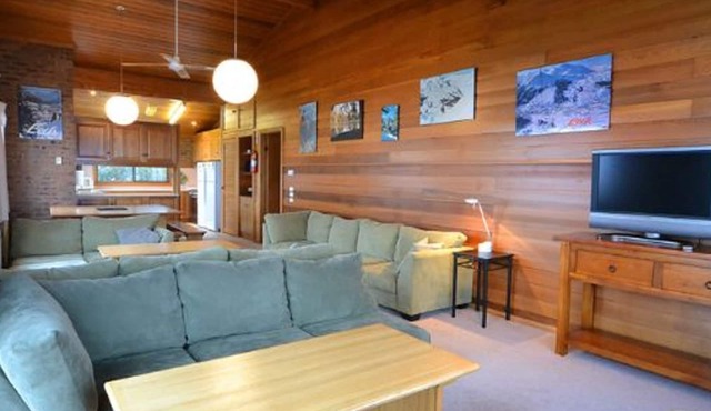 Lawlers 40 - Spacious chalet perfect for families and groups in Hotham Heights