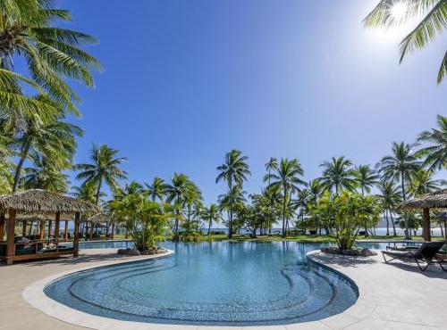 Lomani Island Resort & Spa in Malolo Lailai