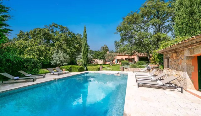 Luxury villa near Fayence in Saint-Paul-en-Forêt
