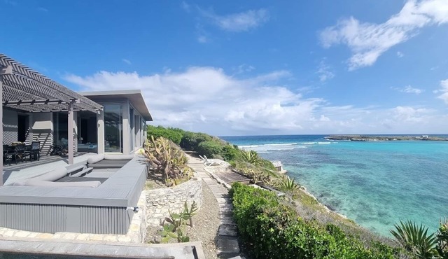 Luxury Villa (Private sea access, pool, spacious, modern) - Dian Bay in Long Bay