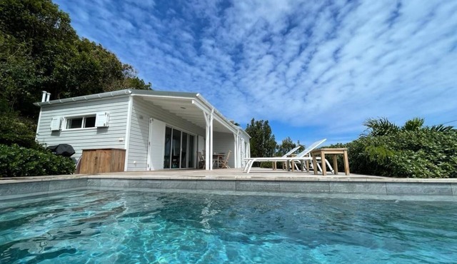 Modern villa with warmed pool - 5 min from the beach !n2 bedrooms on 2 levels. in Corossol