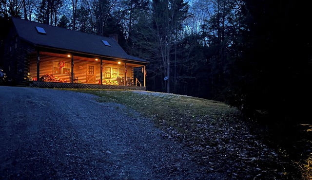 Mt. Snow/Stratton Log Cabin in the Woods in West Wardsboro
