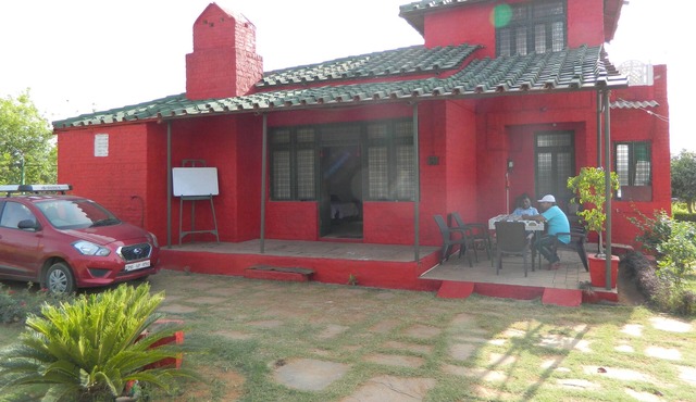 Natural organic farmhouse in Jhansi