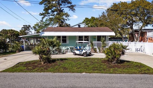 Near Ocean, Beach & Water, Pvt. One Level Home,Pool, Porches,Golf Cart, Extras! in Surfside Beach