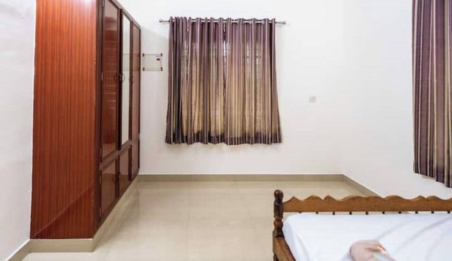 Nest Villa-4BHK AC Homely Heaven very Near Airport in Nedumbassery