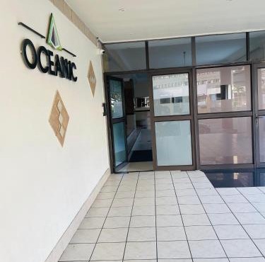 Oceanic Beachside Bliss 2 Bedroom Retreat in Durban