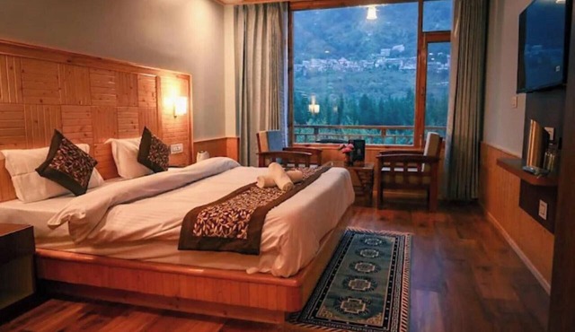 Old Manali Retreat in Samudrapur